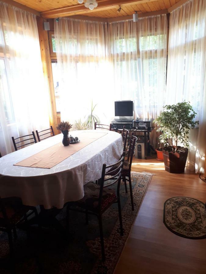 Appartement Casa Fetic à Nehoiu Extérieur photo