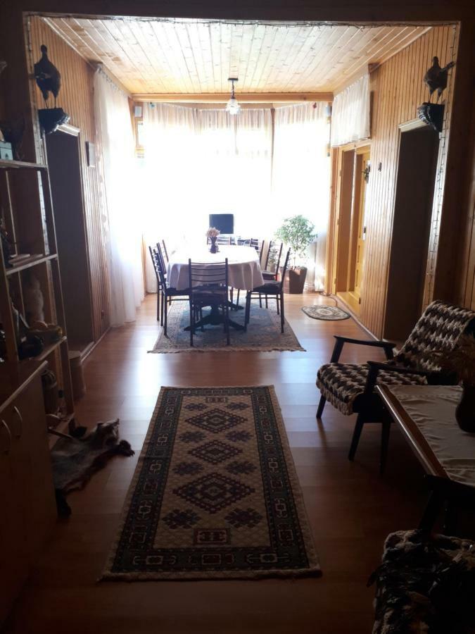 Appartement Casa Fetic à Nehoiu Extérieur photo